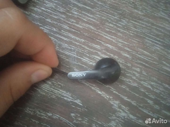 Проводные наушники sony