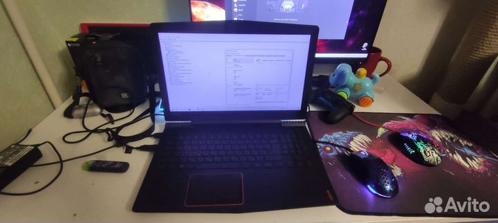 Ноутбук Lenovo legion y520