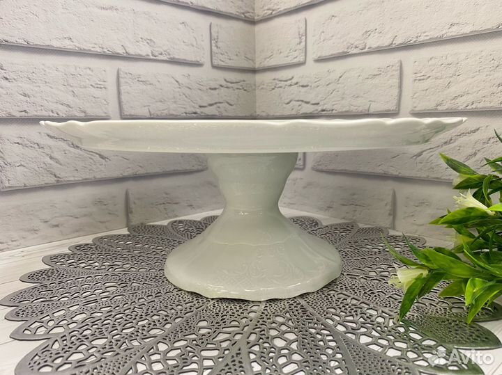 Блюдо для торта 32см. недекорированный Bernadotte