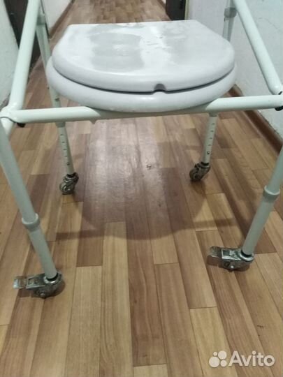 Кресло-стул, туалет