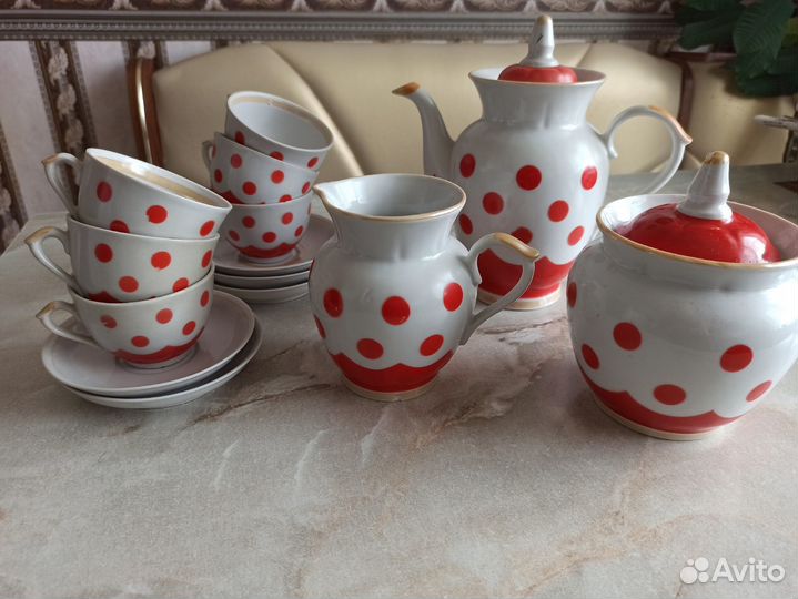 Сервиз чайно-кофейный (28 предметов)