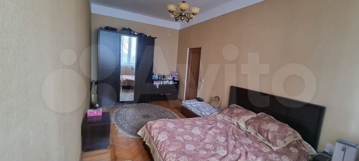 5-к. квартира, 124 м², 2/5 эт.