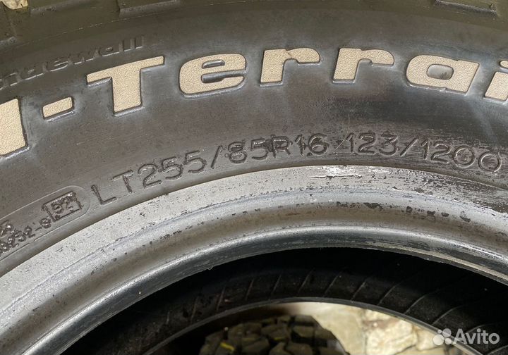 Bfgoodrich Mud-Terrain T/A KM2 255/85 R16