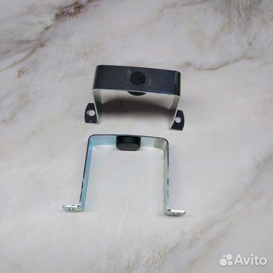 Крепеж акб Jawa 638