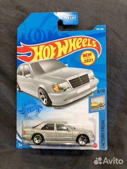 Hot wheels mercedes-benz 500e