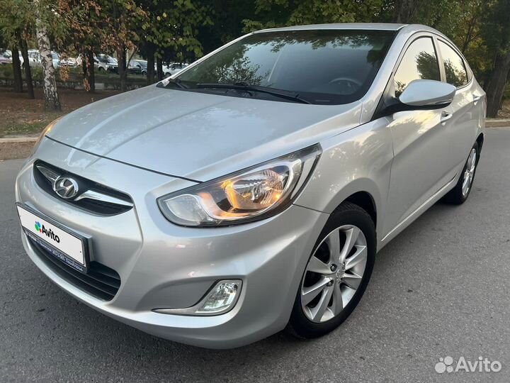 Hyundai Solaris 1.4 AT, 2011, 181 000 км