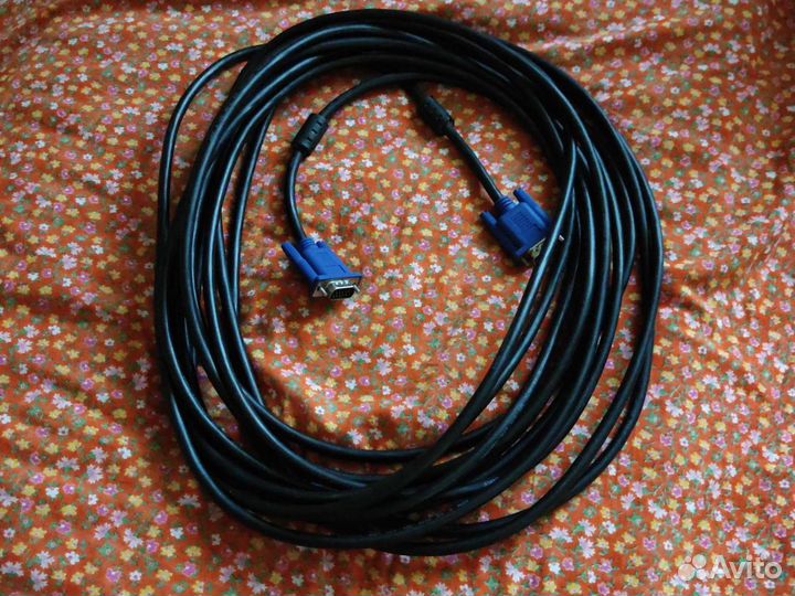 Провод для видеонаблюдения и монитора