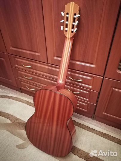 Классическая гитара musima