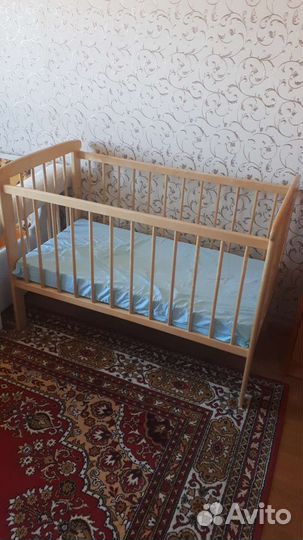 Детская кроватка