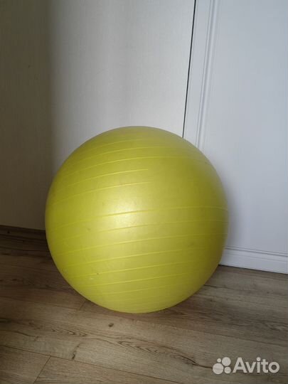 Гимнастический мяч фитбол