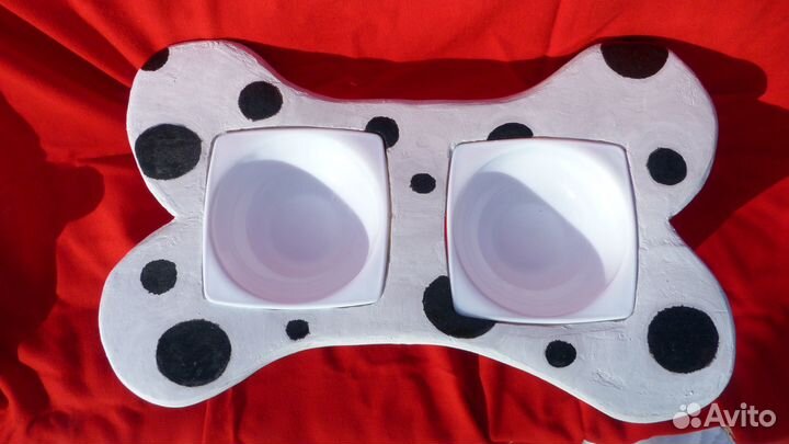 Миски с подставкой для животных