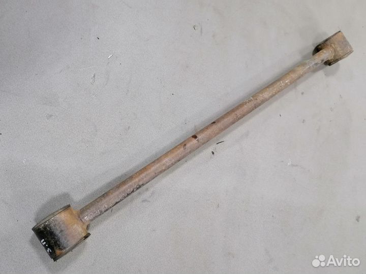 Тяга поперечная Nissan Bluebird зад.прав.1983-1990