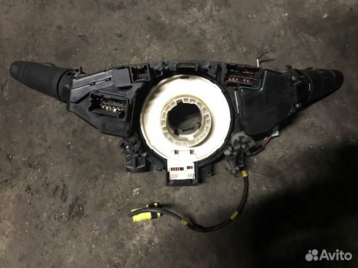 Блок подрулевых переключателей Nissan Primera TP12