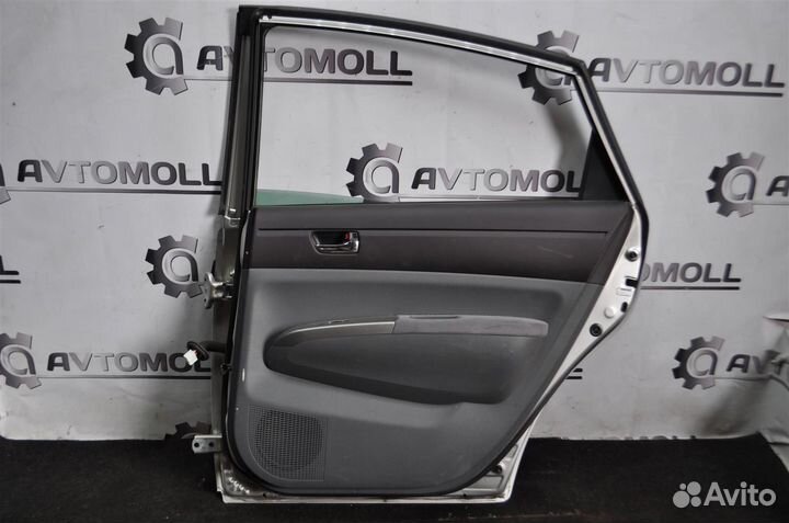 Дверь задняя правая toyota prius NHW20