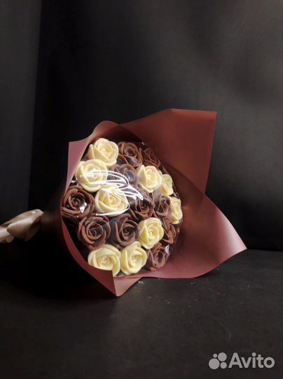 Букет - 19 Роз из Настоящего Шоколада
