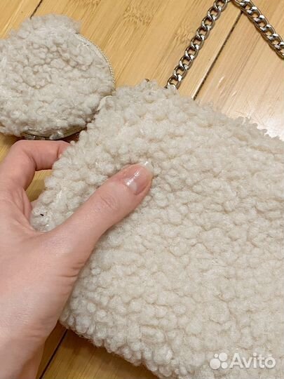 Мини сумочка на цепи тедди мех