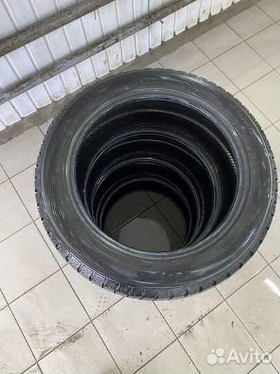 Toyo Observe G2S 215/55 R17