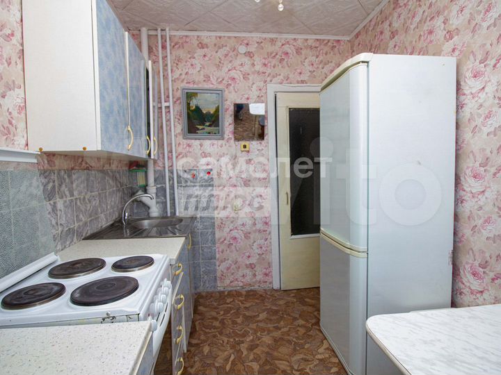 Доля в 3-к. квартире, 67,7 м², 8/9 эт.