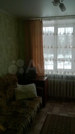 Комната 10 м² в 6-к., 2/2 эт.