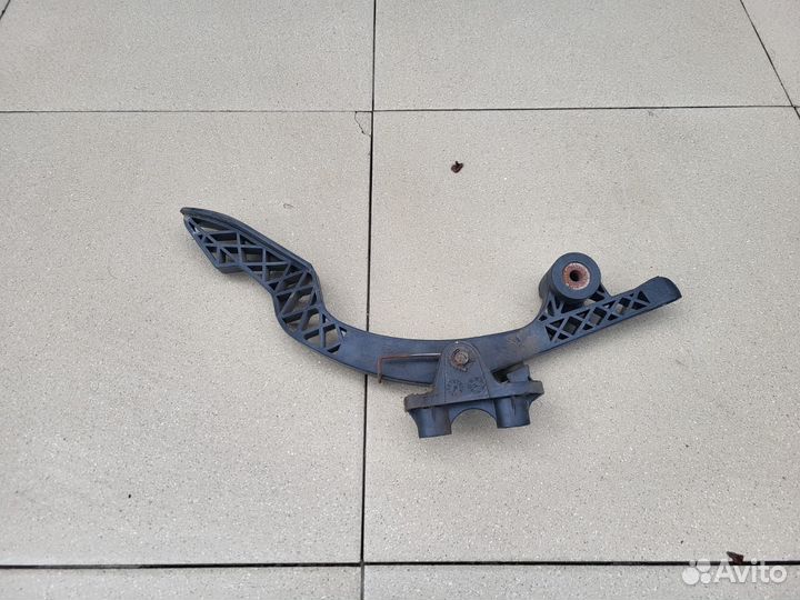 Педаль газа Kia Cerato 1