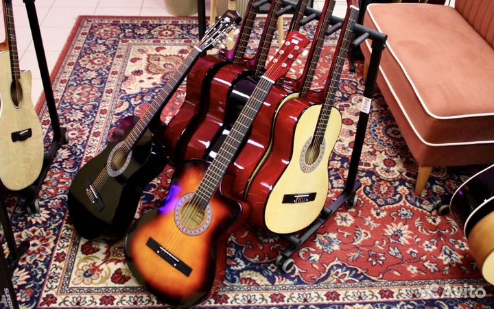 Классическая гитара belucci новая