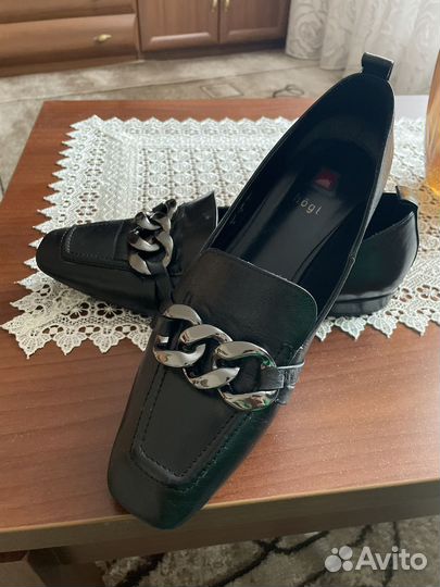 Туфли женские 39 размер