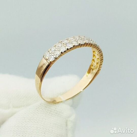 Золотое кольцо с фианитом 17р