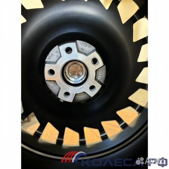 Диски R20 на Mercedes Maybach