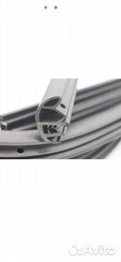 Уплотнитель дверного проёма