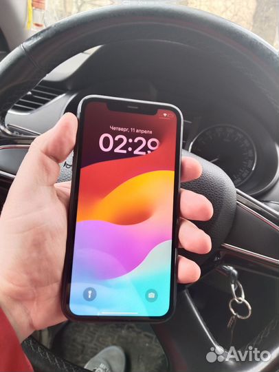 iPhone 11, 64 ГБ