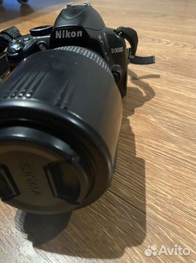 NIkon D3000
