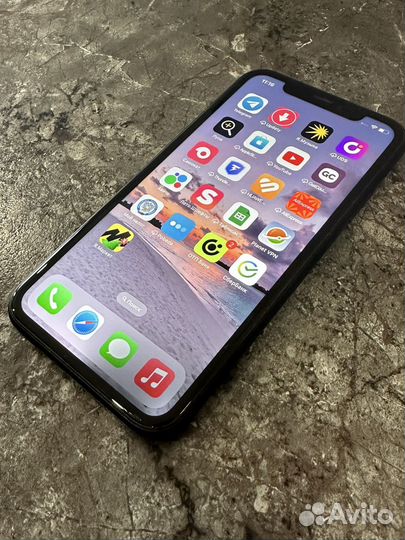 iPhone Xr, 128 ГБ