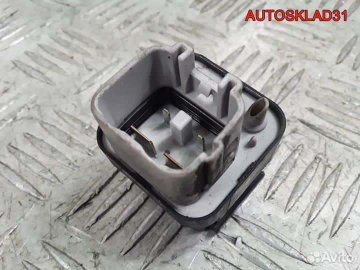 Реле свечей накала Toyota Corolla Verso 2861067010