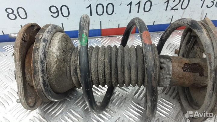 Амортизатор/стойка передняя левая Toyota Avensis