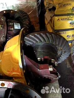 Редуктор моста 250300348 (против часовой) на xcmg