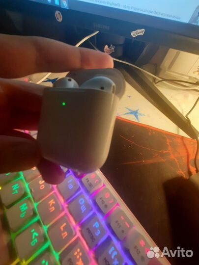 Наушники apple