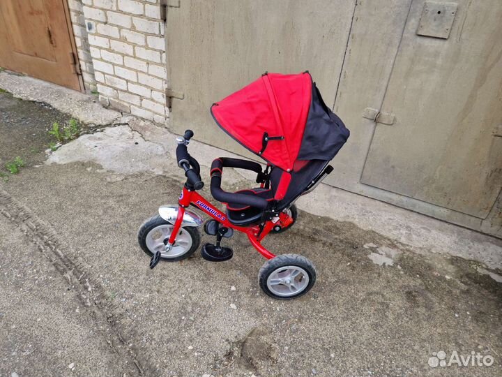 Детский трехколесный велосипед бу