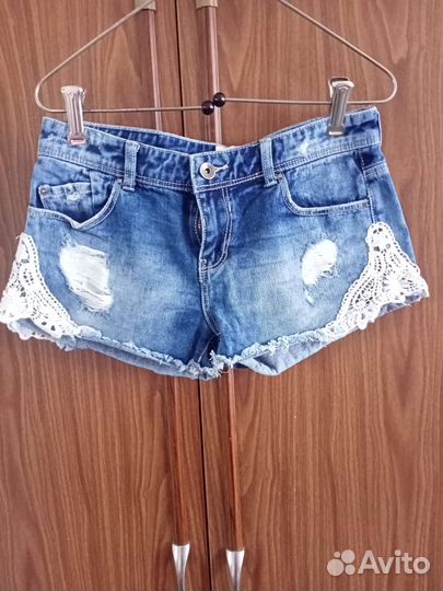 Джинсовые шорты