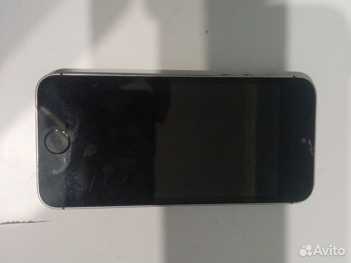 iPhone 5s читайте описание