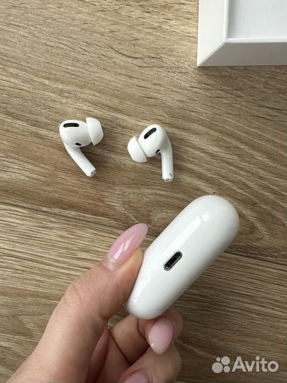 Наушники Apple AirPods Pro б/у оригинал