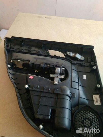 Обшивка дрери Honda CRV III