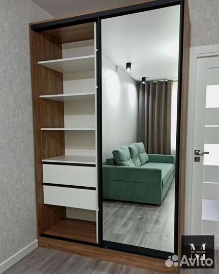 Современный шкаф купе