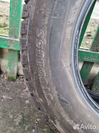 Bridgestone Blizzak Revo GZ 215/65 R16 21D