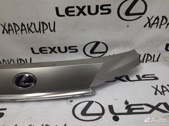 Накладка крышки багажника Lexus Rx350L 2015-2022