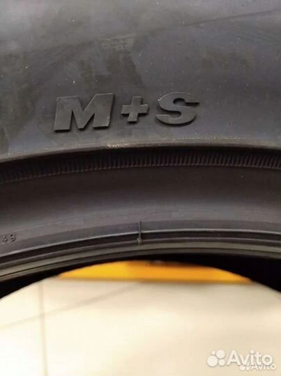 Kustone Passion P9 245/40 R19 98W