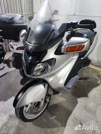 Максискутер без РФ Suziki Skywave 650 из Японии