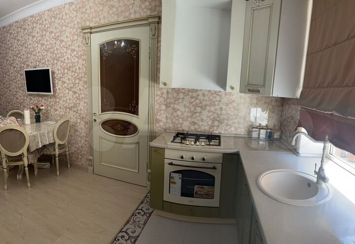 2-к. квартира, 52 м², 6/9 эт.