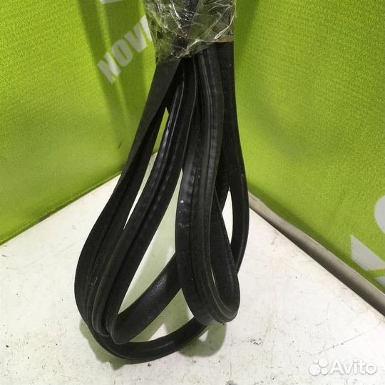 Уплотнитель Форд Торнео Коннект