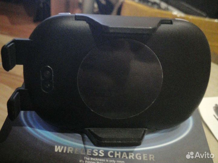 Держатель с функцией беспроводной зарядки