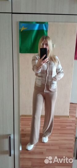 Брючный костюм женский тройка